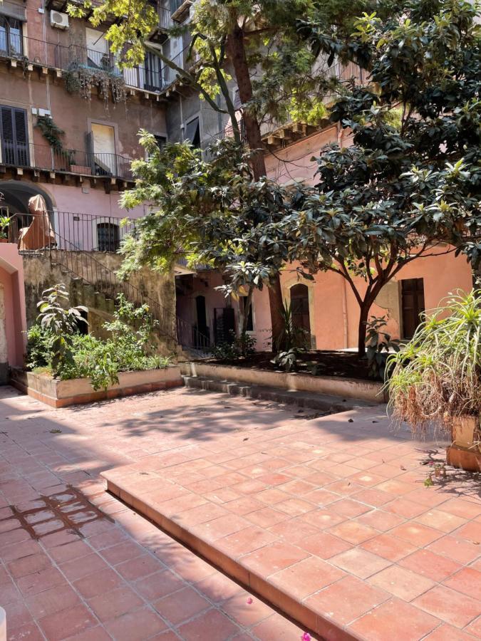 Apartamento Corte Capuana Catania Exterior foto