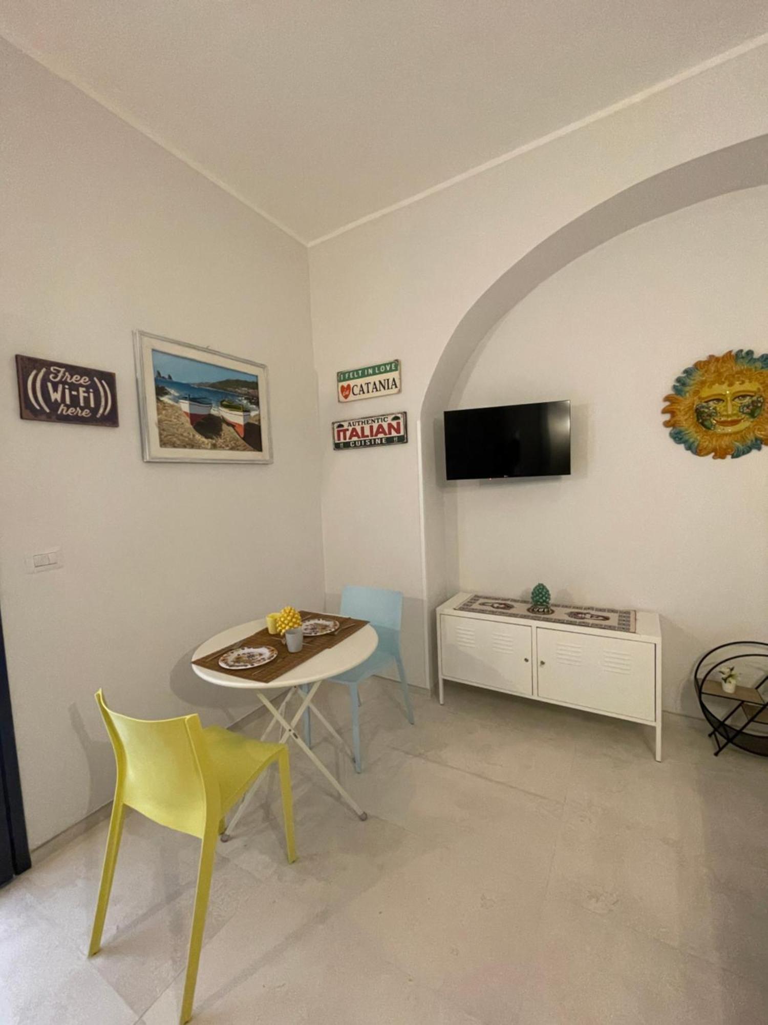 Apartamento Corte Capuana Catania Exterior foto